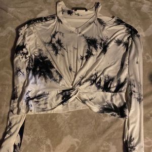 Women’s long sleeve off the shoulder t-shirt